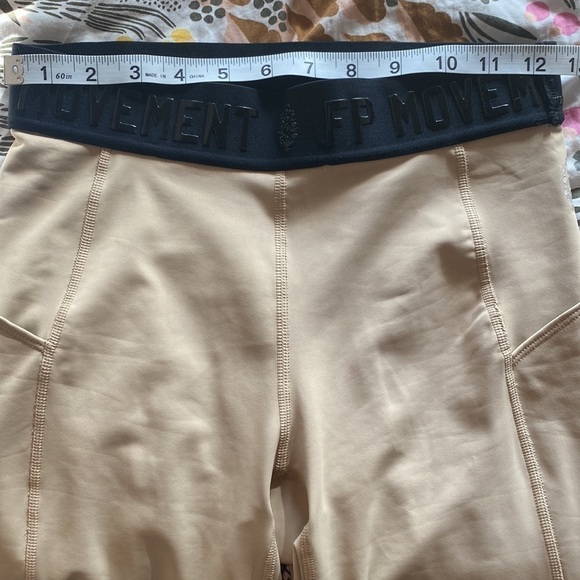 FP Movement Endurance Legging with Pockets Small - Picture 9 of 10